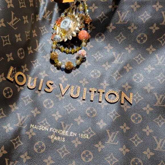 EXTRA LARGE FASHION SHOPPING LEATHER BAG! Brand New Never Used! - Picture 1 of 9